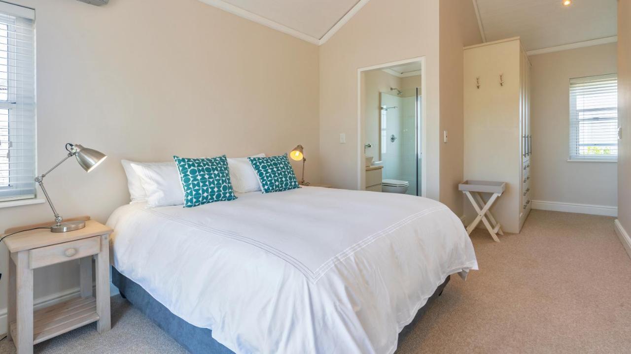 Villa Narnia On Thesen Island à Knysna Extérieur photo